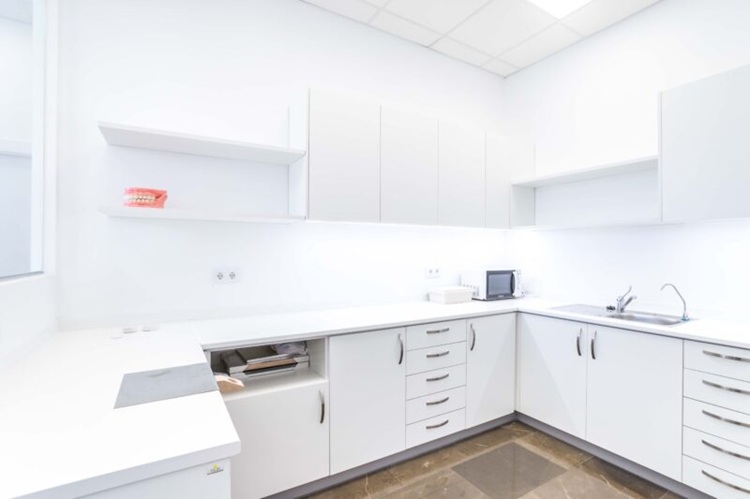 How Can Proper Dental Lab Storage Furniture Extend the Life of Expensive Equipment and Materials